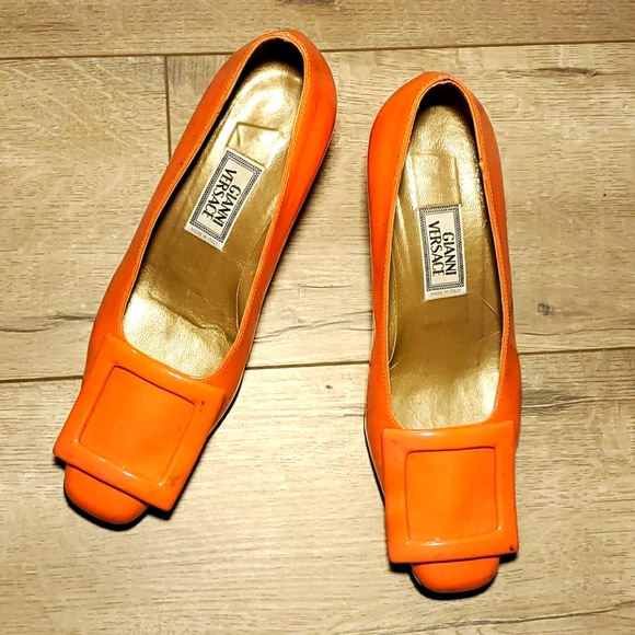 Versace Shoes - Gianni Versace  paton leather heels 35.5